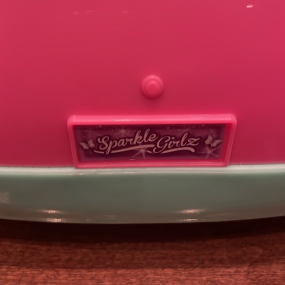 Sparkle Girlz Convertible - Picture 7 of 10